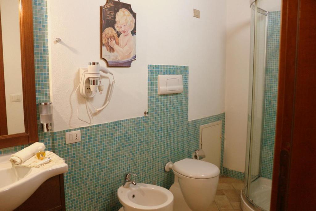 Virgilio House *
