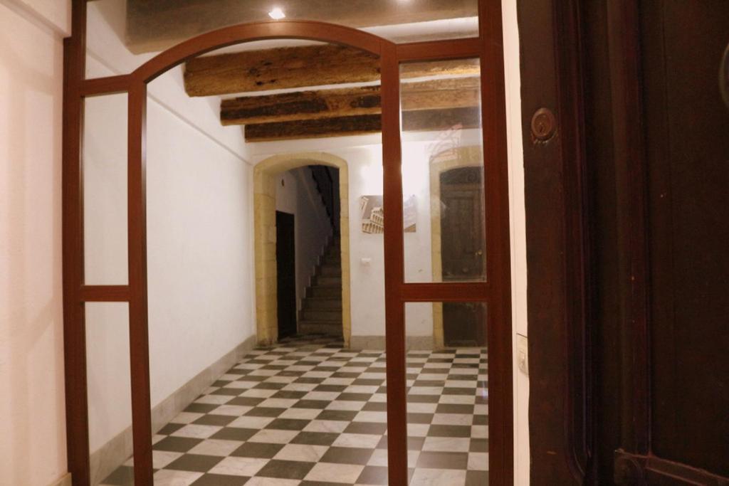 Virgilio House